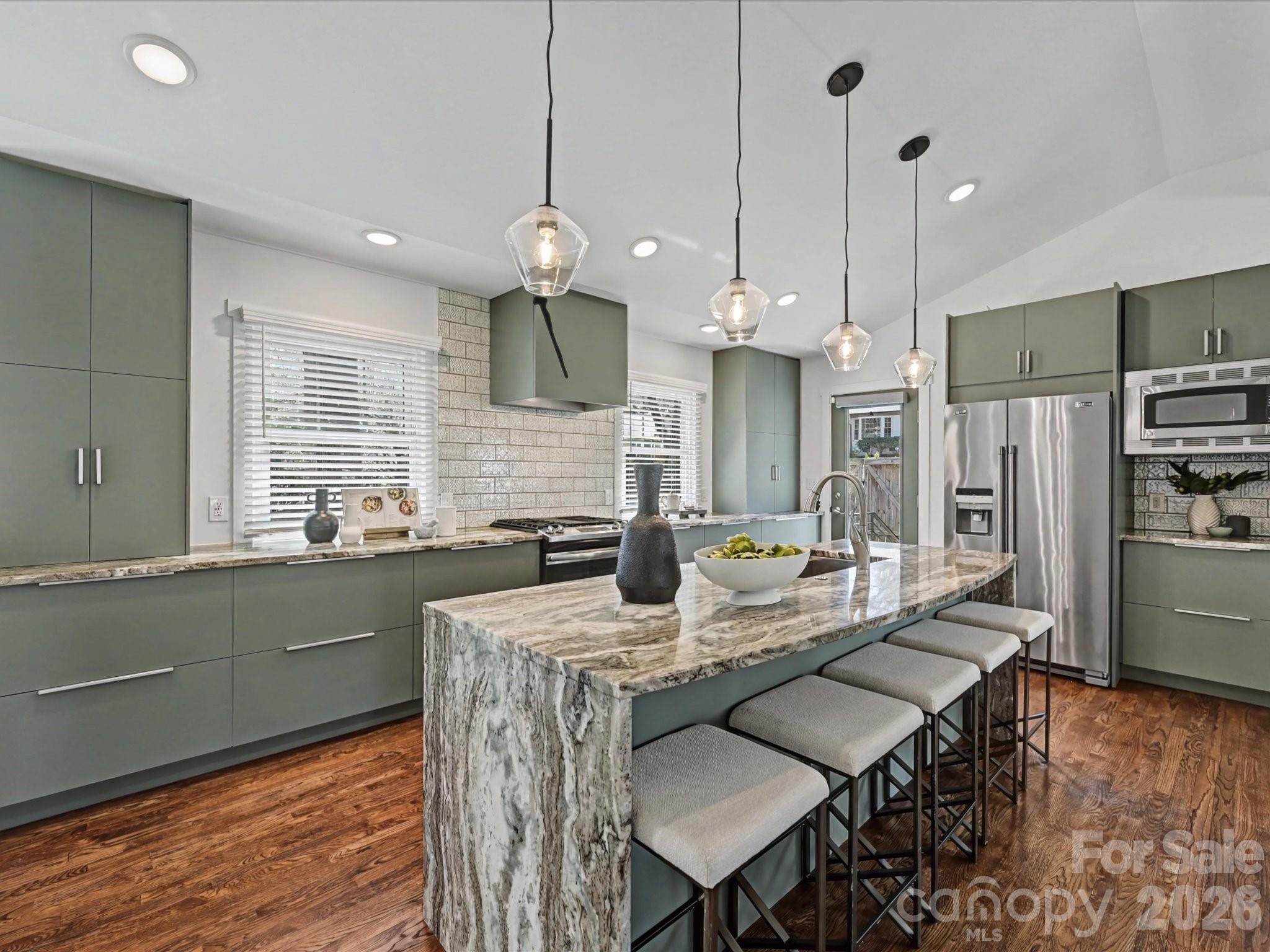 1733 Piccadilly Drive Charlotte NC 28211
