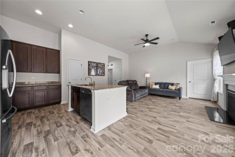 7380 Latham Way Denver NC 28037