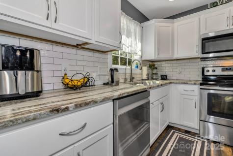 1024 Bear Creek Road Leicester NC 28748
