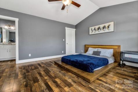 1024 Bear Creek Road Leicester NC 28748