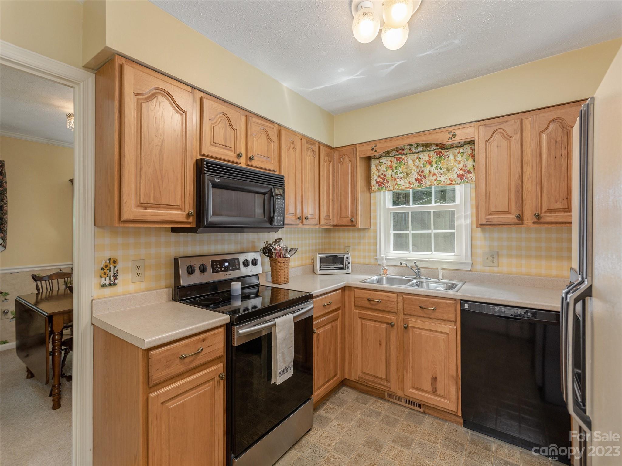 1983 Brevard Road Arden NC 28704