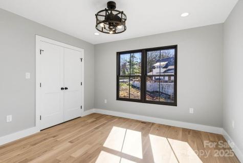 202 Westridge Farm Road Asheville NC 28804