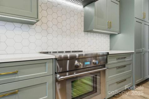 202 Westridge Farm Road Asheville NC 28804