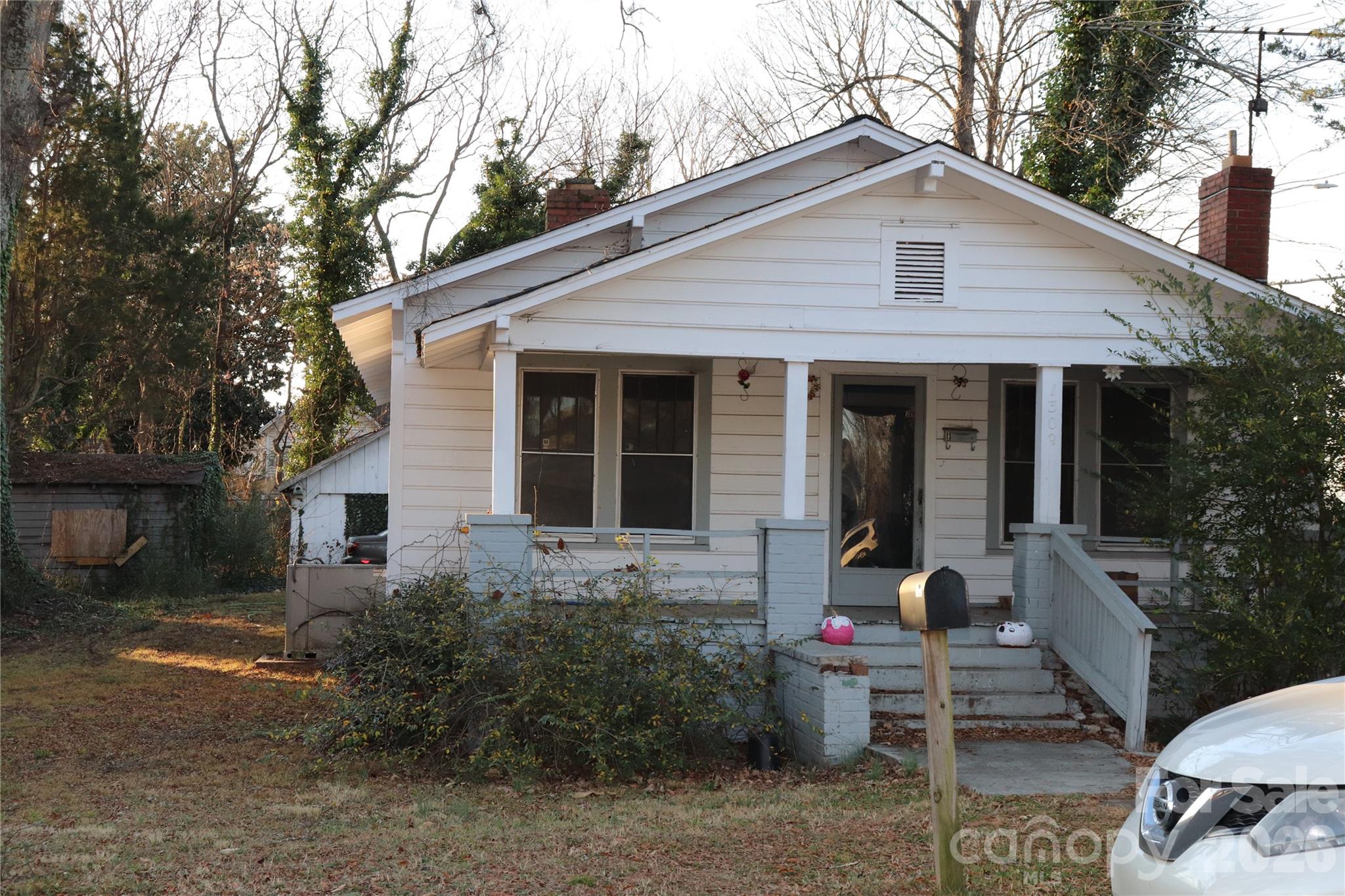 1302 5th Street Statesville NC 28677