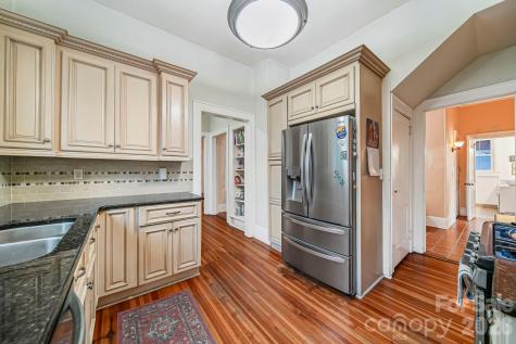 707 S York Street Gastonia NC 28052