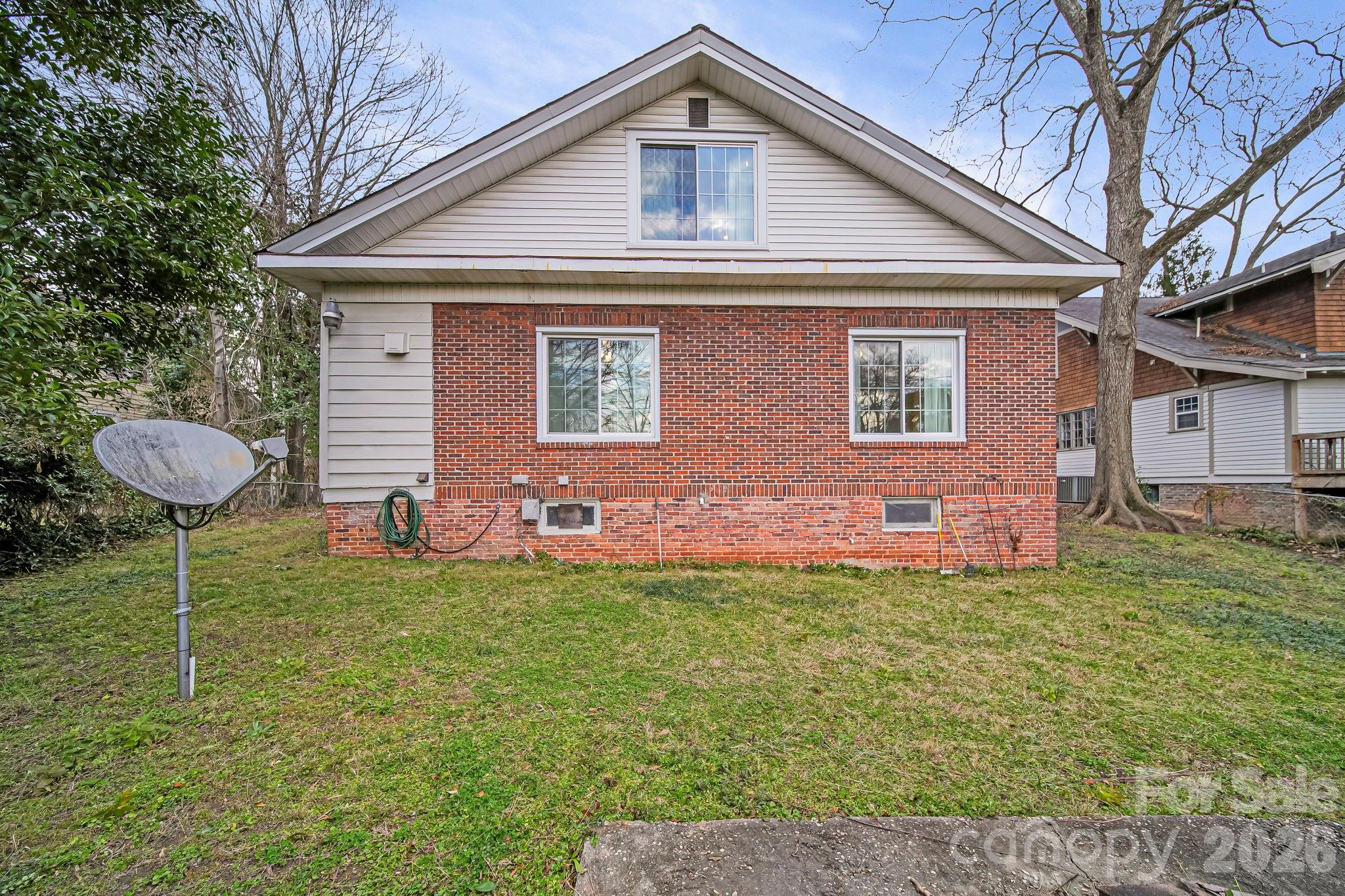 707 S York Street Gastonia NC 28052