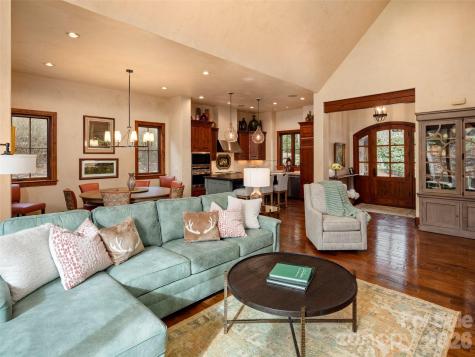 575 Walnut Valley Parkway Arden NC 28704