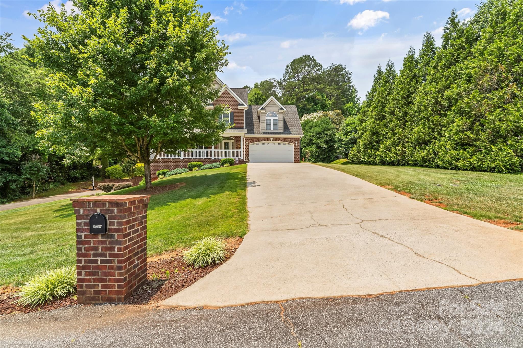 2531 Henry Falls Drive Hickory NC 28602