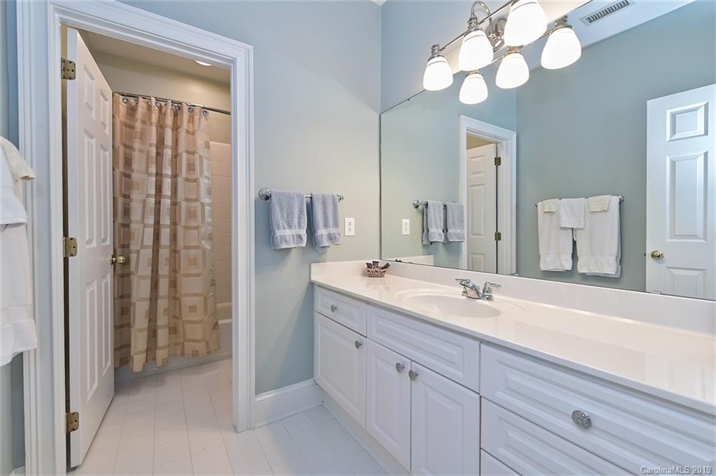 4149 Sharon Commons Lane Charlotte NC 28210
