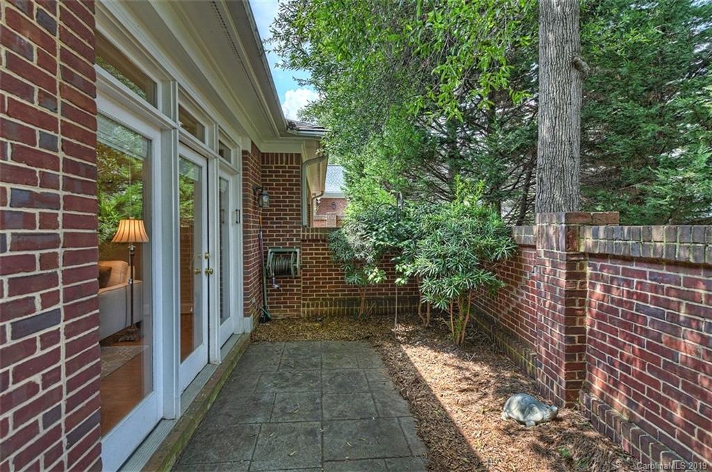 4149 Sharon Commons Lane Charlotte NC 28210