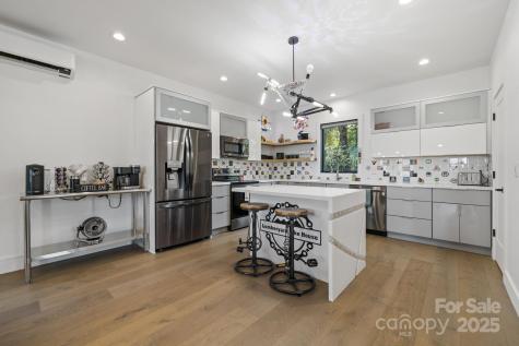 28 Carrick Lane Brevard NC 28712