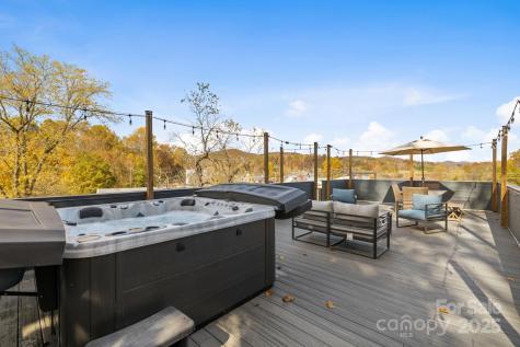 28 Carrick Lane Brevard NC 28712