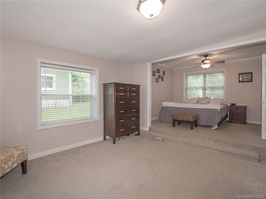 3727 Mcmillan Street Charlotte NC 28205