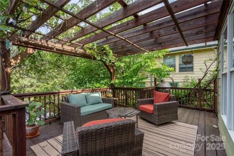 62 Rumbough Place Asheville NC 28806