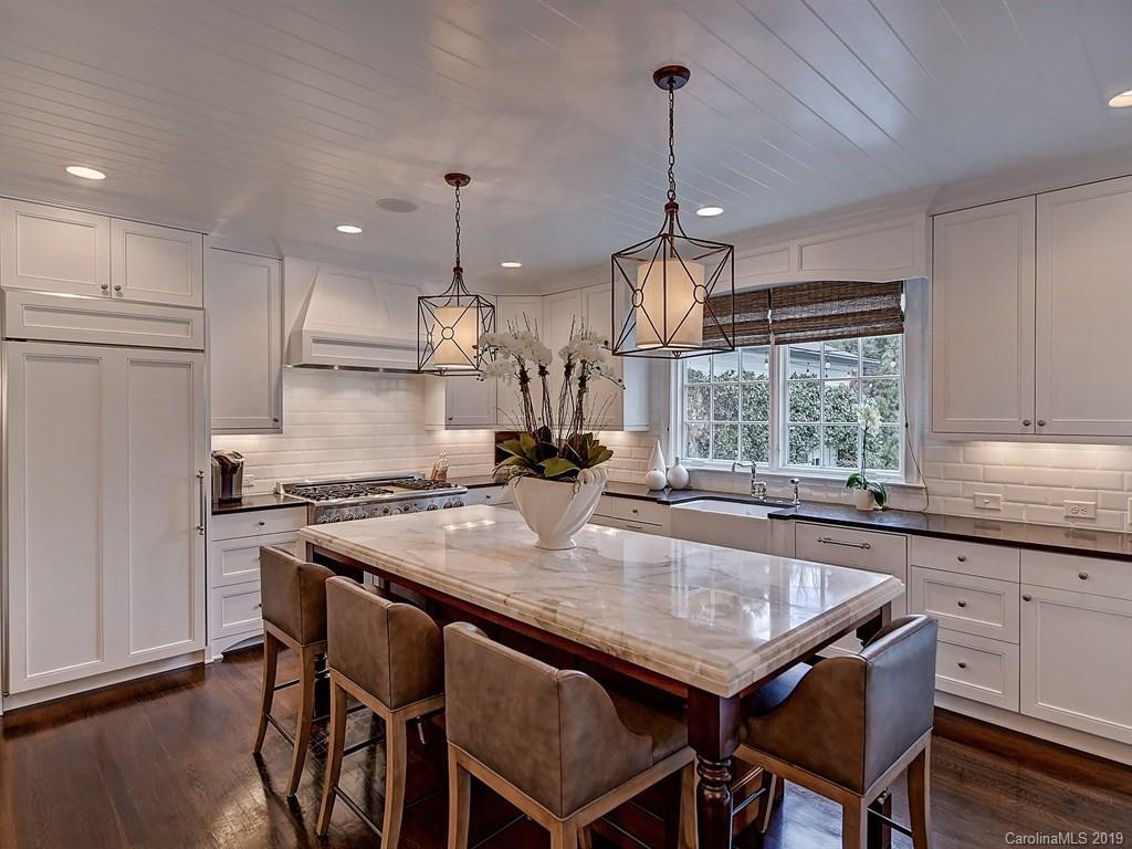 2627 Sherwood Avenue Charlotte NC 28207