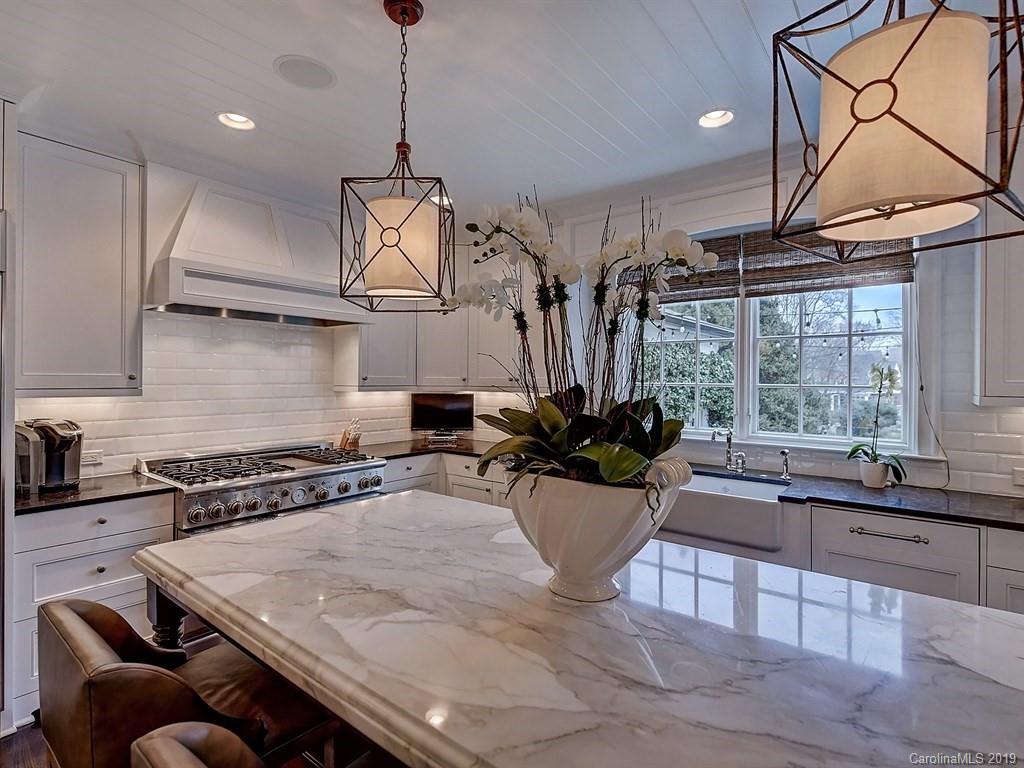 2627 Sherwood Avenue Charlotte NC 28207