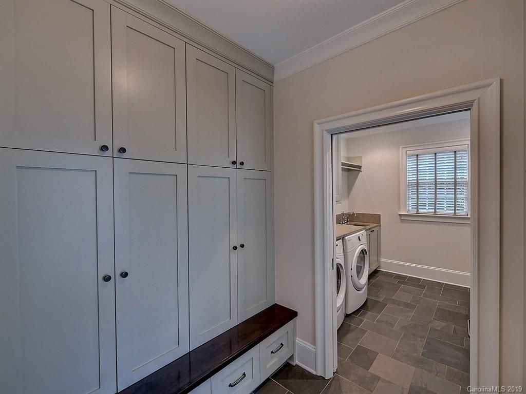 2627 Sherwood Avenue Charlotte NC 28207