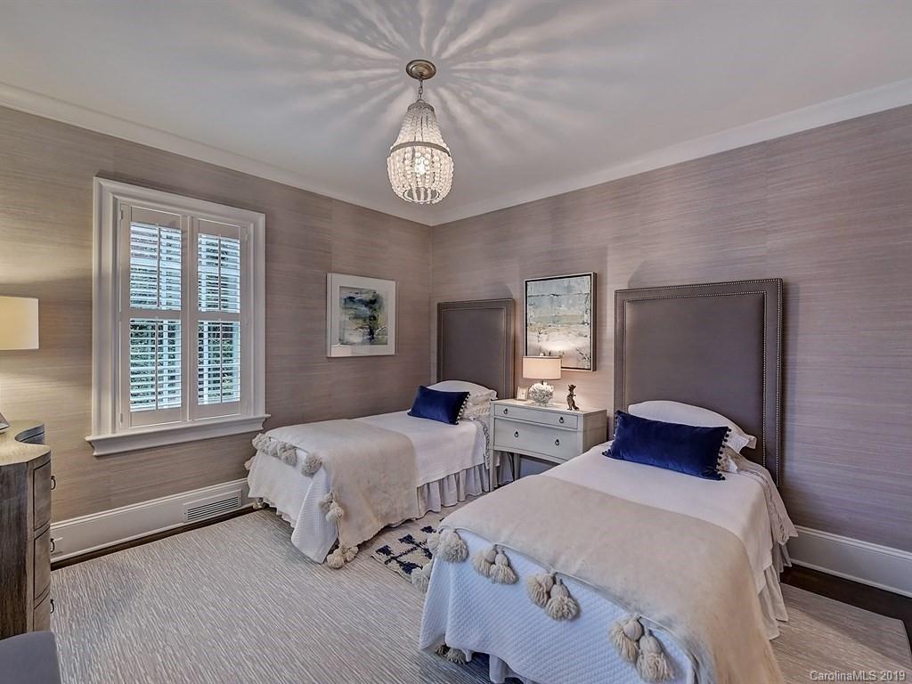 2627 Sherwood Avenue Charlotte NC 28207