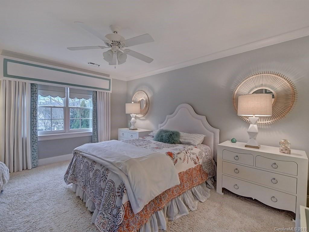 2627 Sherwood Avenue Charlotte NC 28207