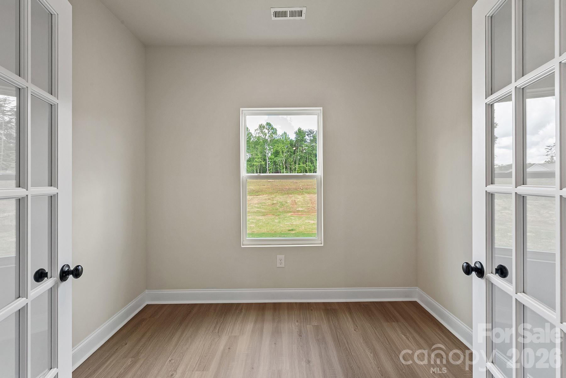 6726 Fairford Drive Charlotte NC 28215