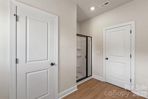 6726 Fairford Drive Charlotte NC 28215