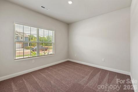 6726 Fairford Drive Charlotte NC 28215