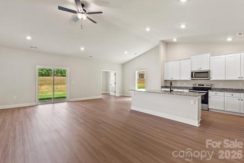 6726 Fairford Drive Charlotte NC 28215