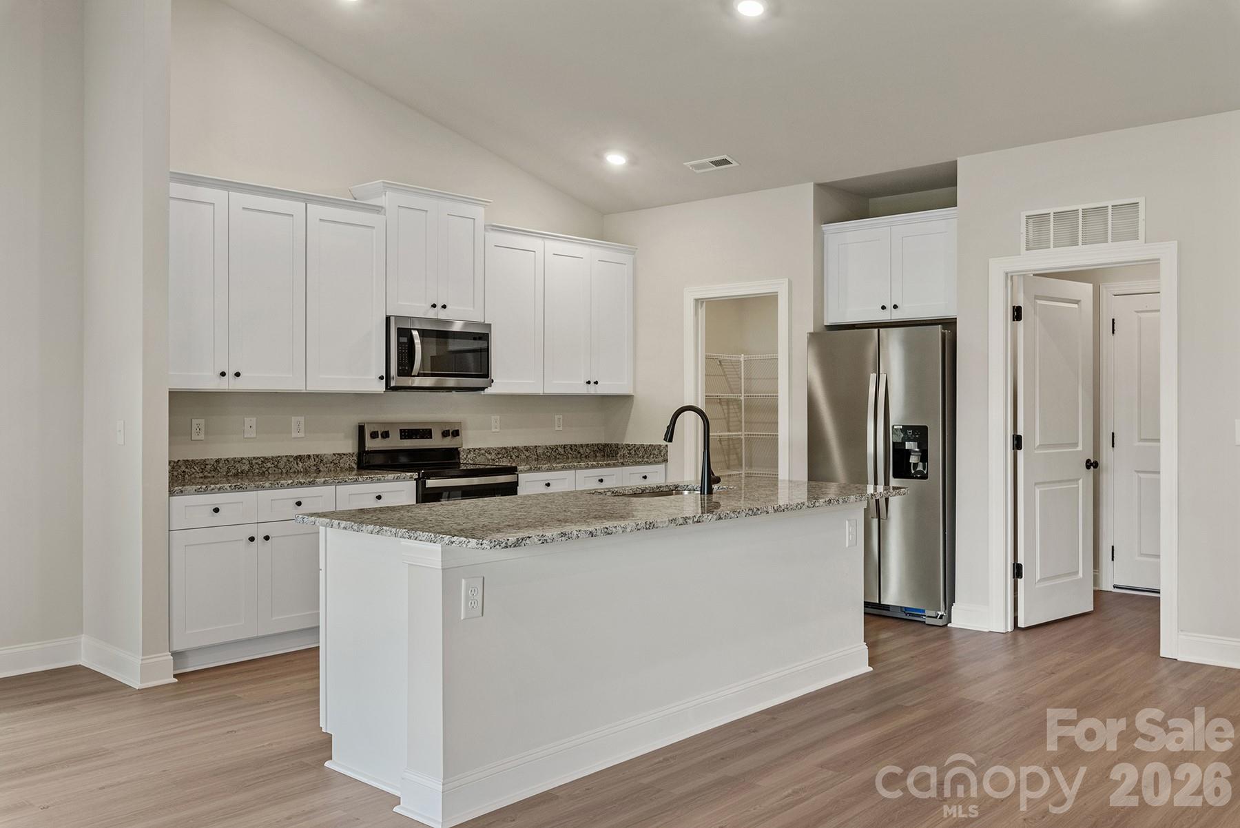 6726 Fairford Drive Charlotte NC 28215