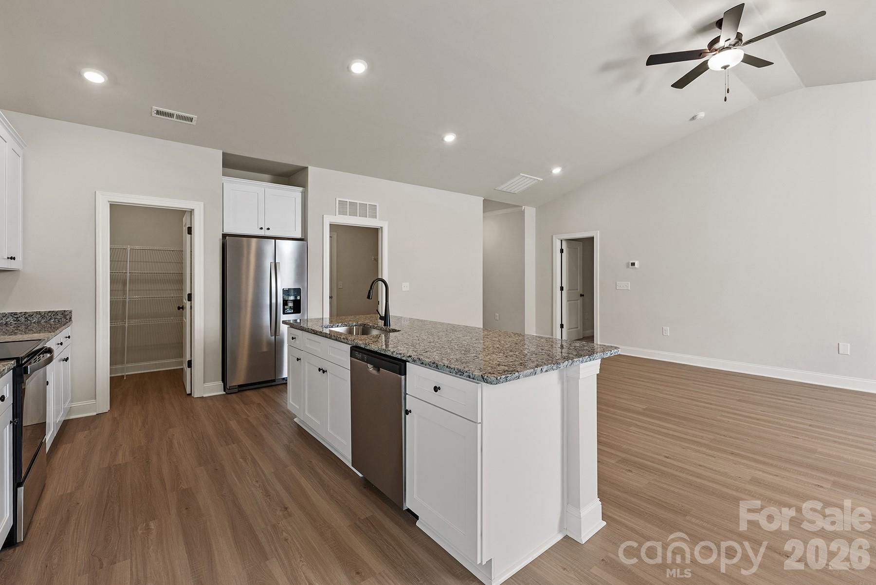6726 Fairford Drive Charlotte NC 28215