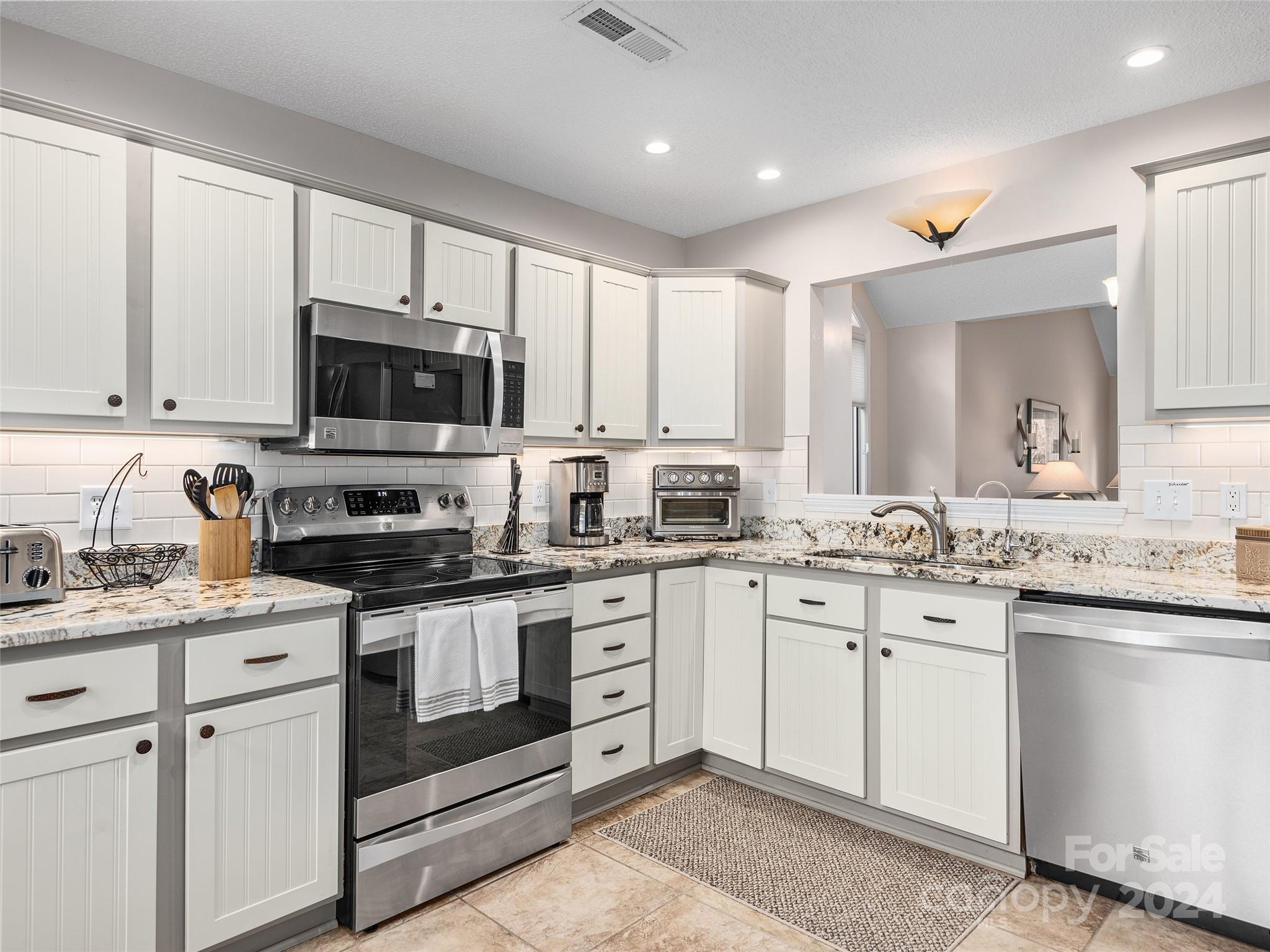 21 Highland Pointe Court Weaverville NC 28787