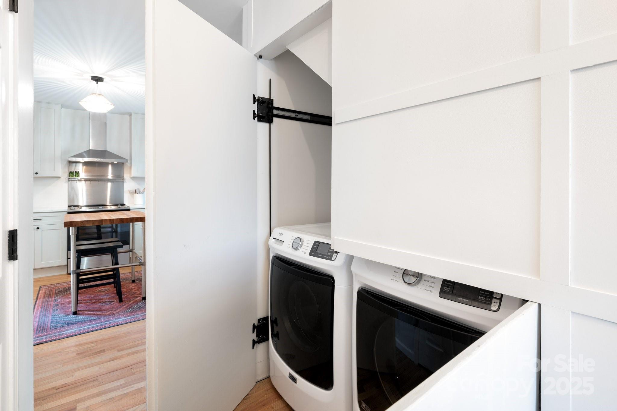 10 Peace Street Asheville NC 28806