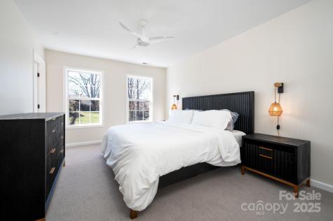 10 Peace Street Asheville NC 28806