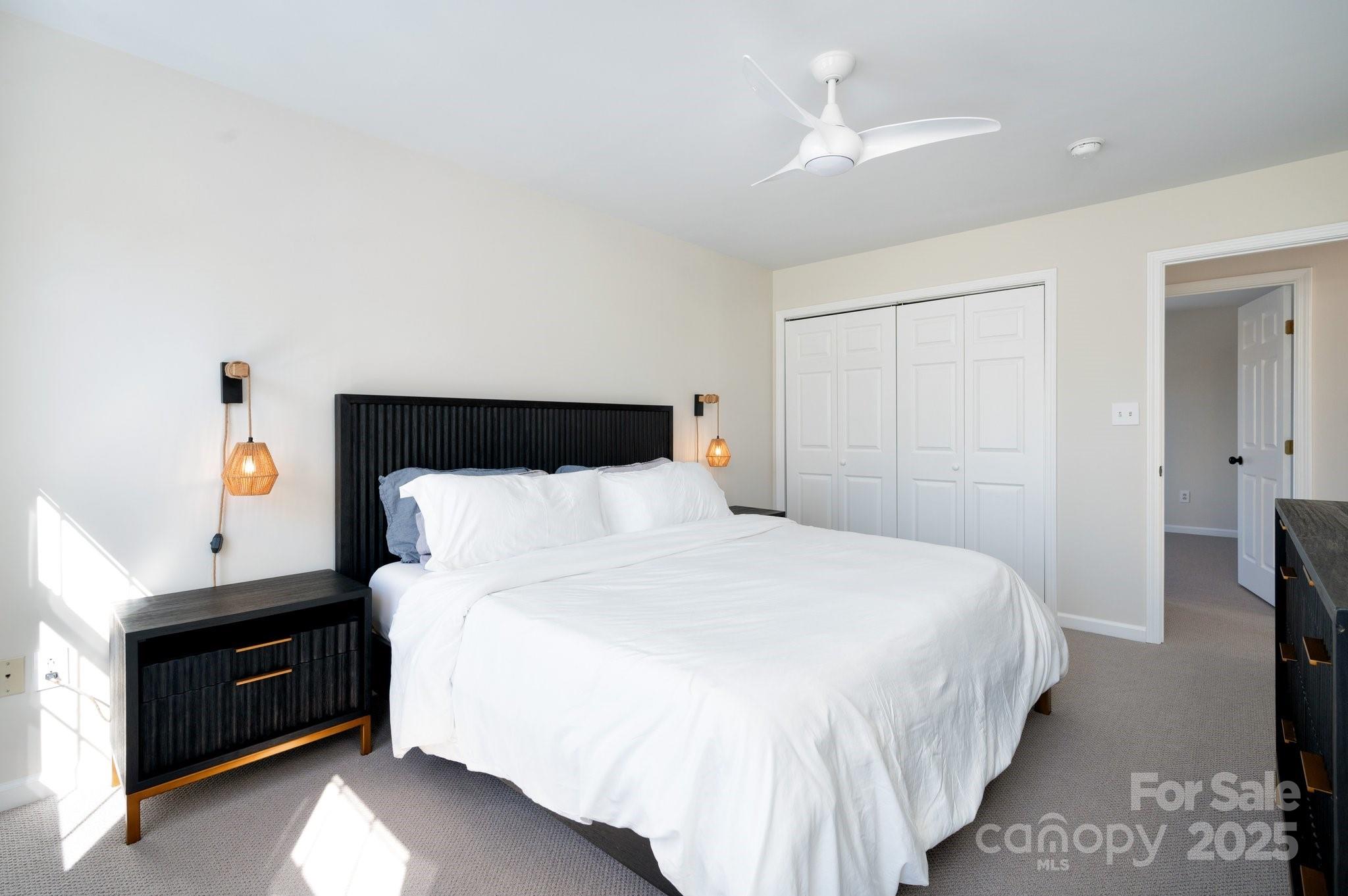 10 Peace Street Asheville NC 28806