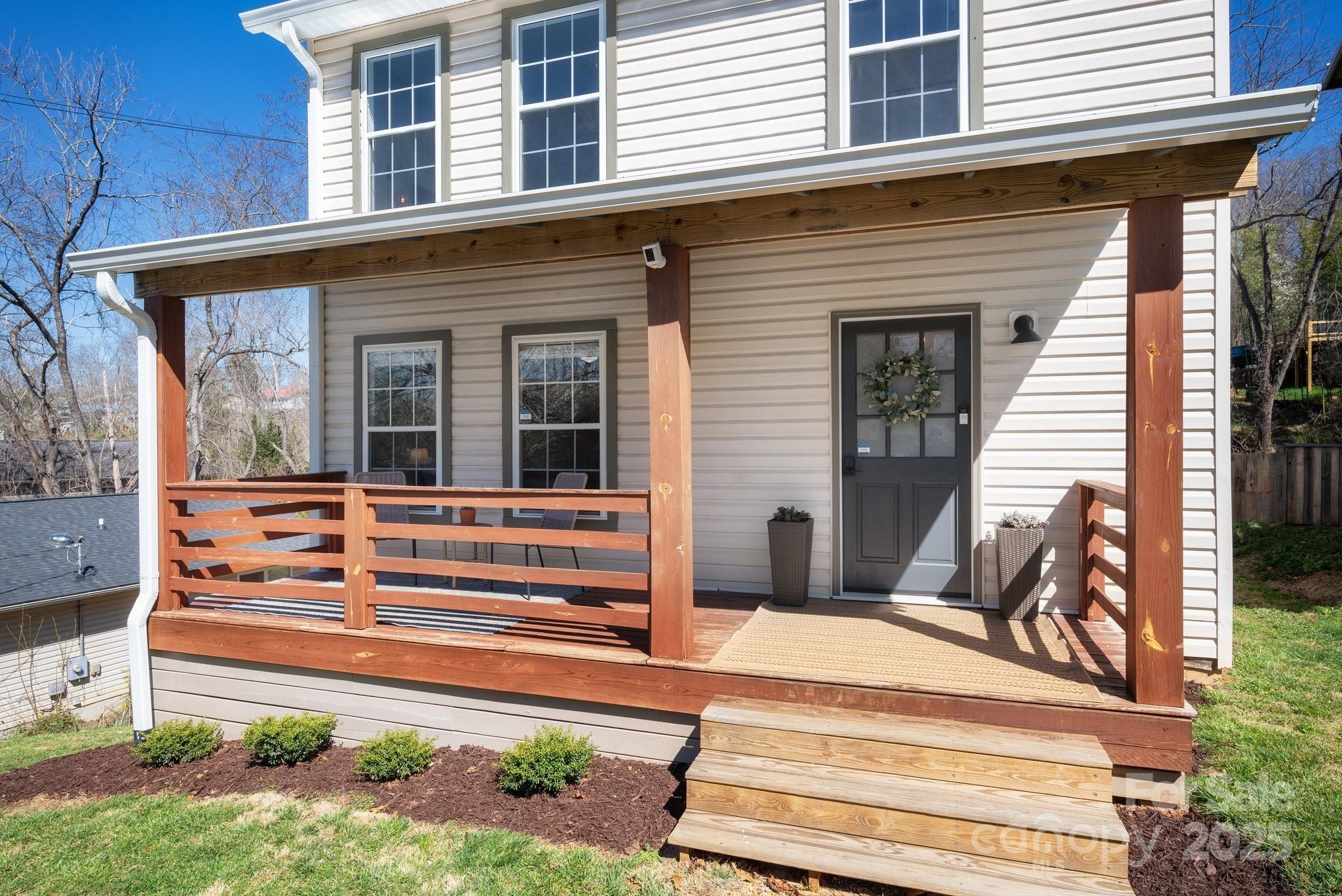 10 Peace Street Asheville NC 28806