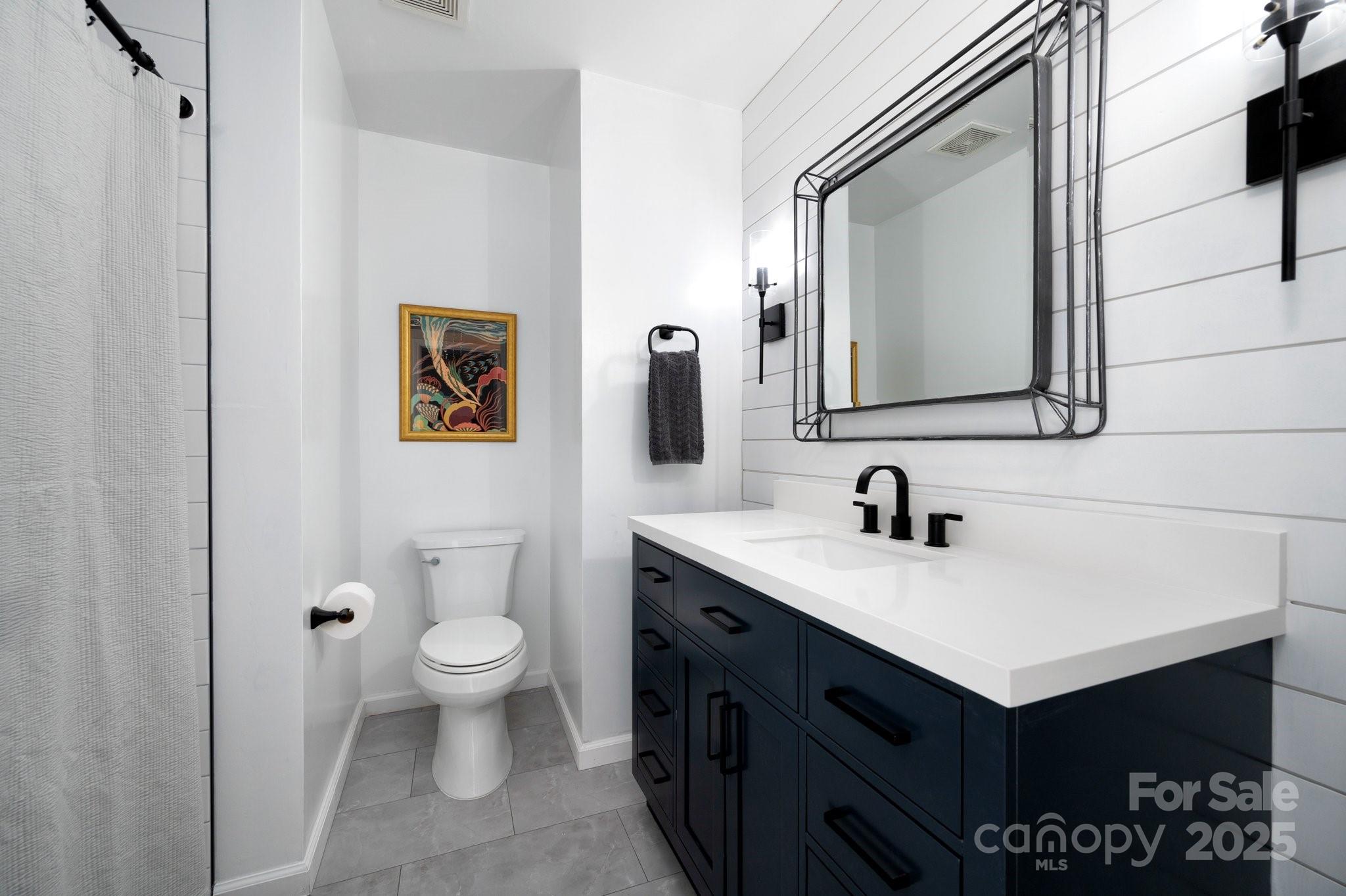 10 Peace Street Asheville NC 28806