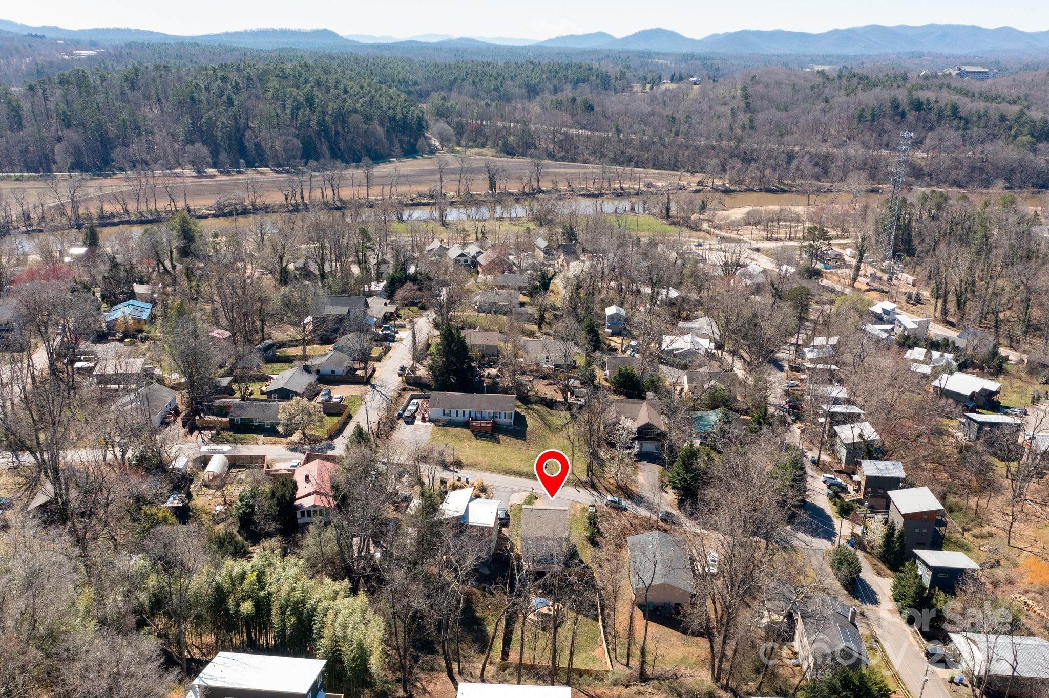 10 Peace Street Asheville NC 28806