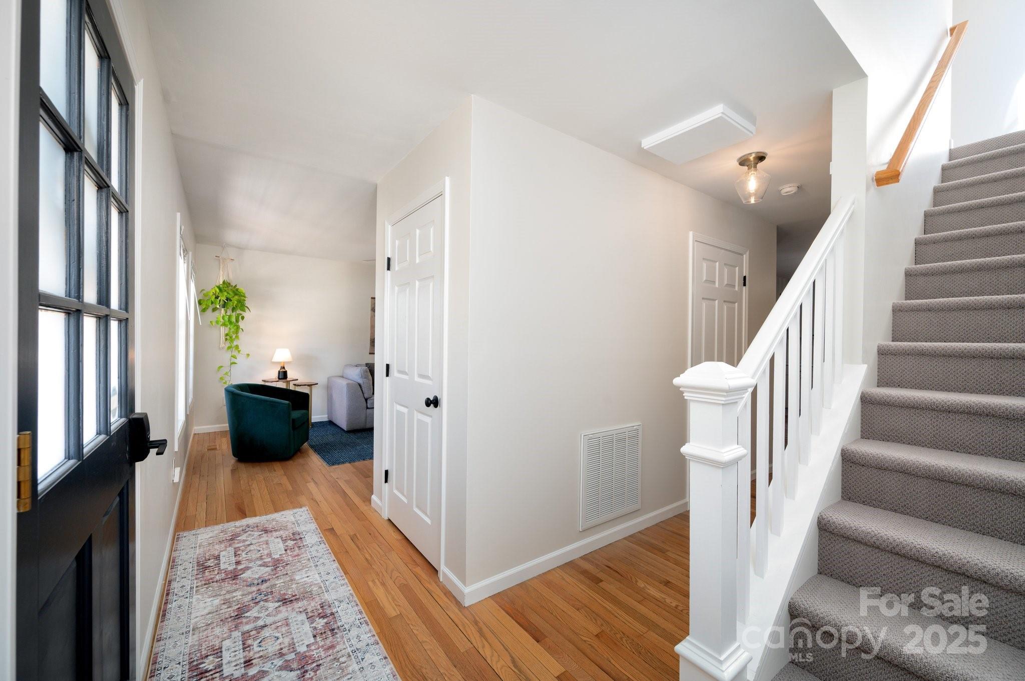 10 Peace Street Asheville NC 28806