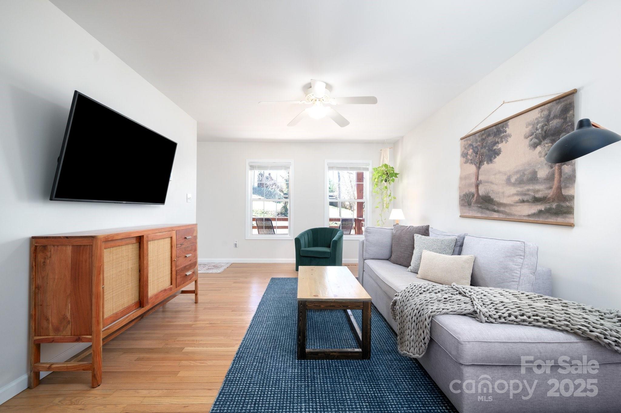 10 Peace Street Asheville NC 28806