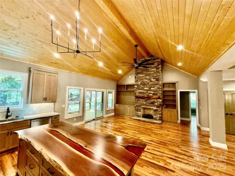 230 Catatoga Path Brevard NC 28712