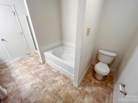 1106 Adirondak Drive Gastonia NC 28052