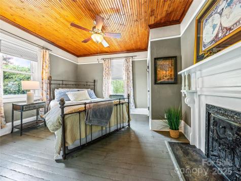 138 S French Broad Avenue Asheville NC 28801