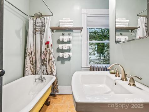 138 S French Broad Avenue Asheville NC 28801