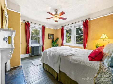 138 S French Broad Avenue Asheville NC 28801