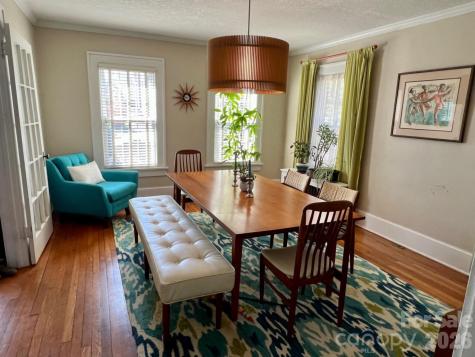 8 Colonial Place Asheville NC 28804