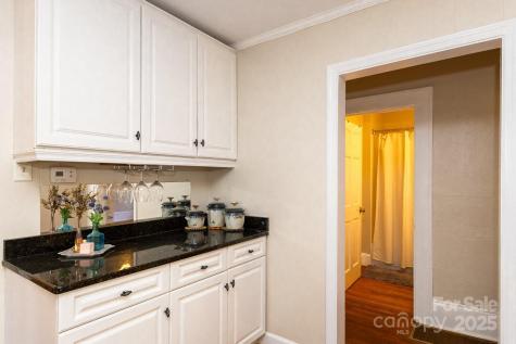 87 Pershing Road Asheville NC 28805