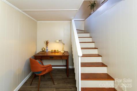 87 Pershing Road Asheville NC 28805