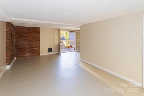 87 Pershing Road Asheville NC 28805