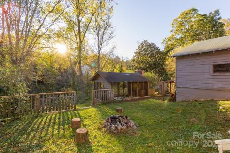 87 Pershing Road Asheville NC 28805