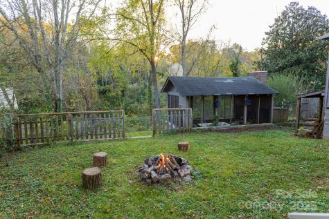 87 Pershing Road Asheville NC 28805