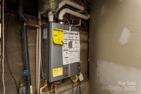 87 Pershing Road Asheville NC 28805